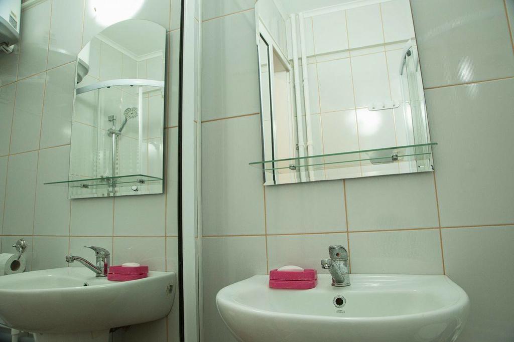 Belle Studio Lägenhet Galaţi Exteriör bild